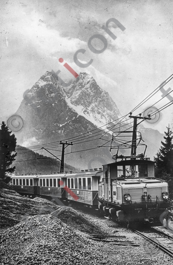 Zugspitze  | Zugspitze - Foto foticon-simon-105-003-sw.jpg | foticon.de - Bilddatenbank für Motive aus Geschichte und Kultur